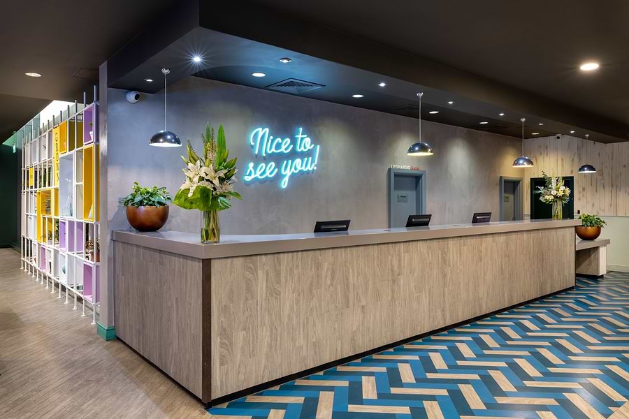 Leonardo Hotel Brighton - Reception