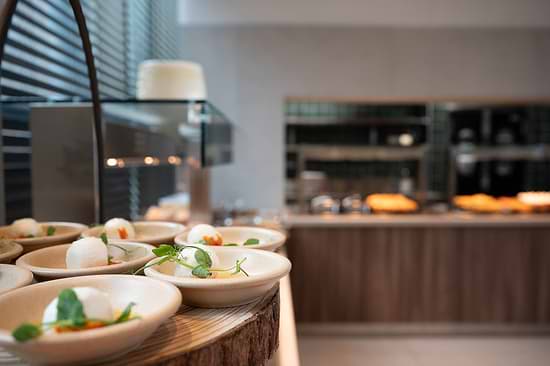 Leonardo Plaza City Tower Hotel Tel Aviv - Breakfast