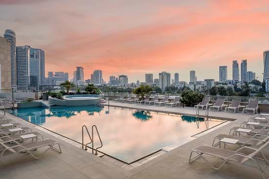 Leonardo Plaza City Tower Hotel - Rooftop Pool