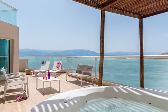Leonardo Club Dead Sea All Inclusive - Deluxe Suite's terrace