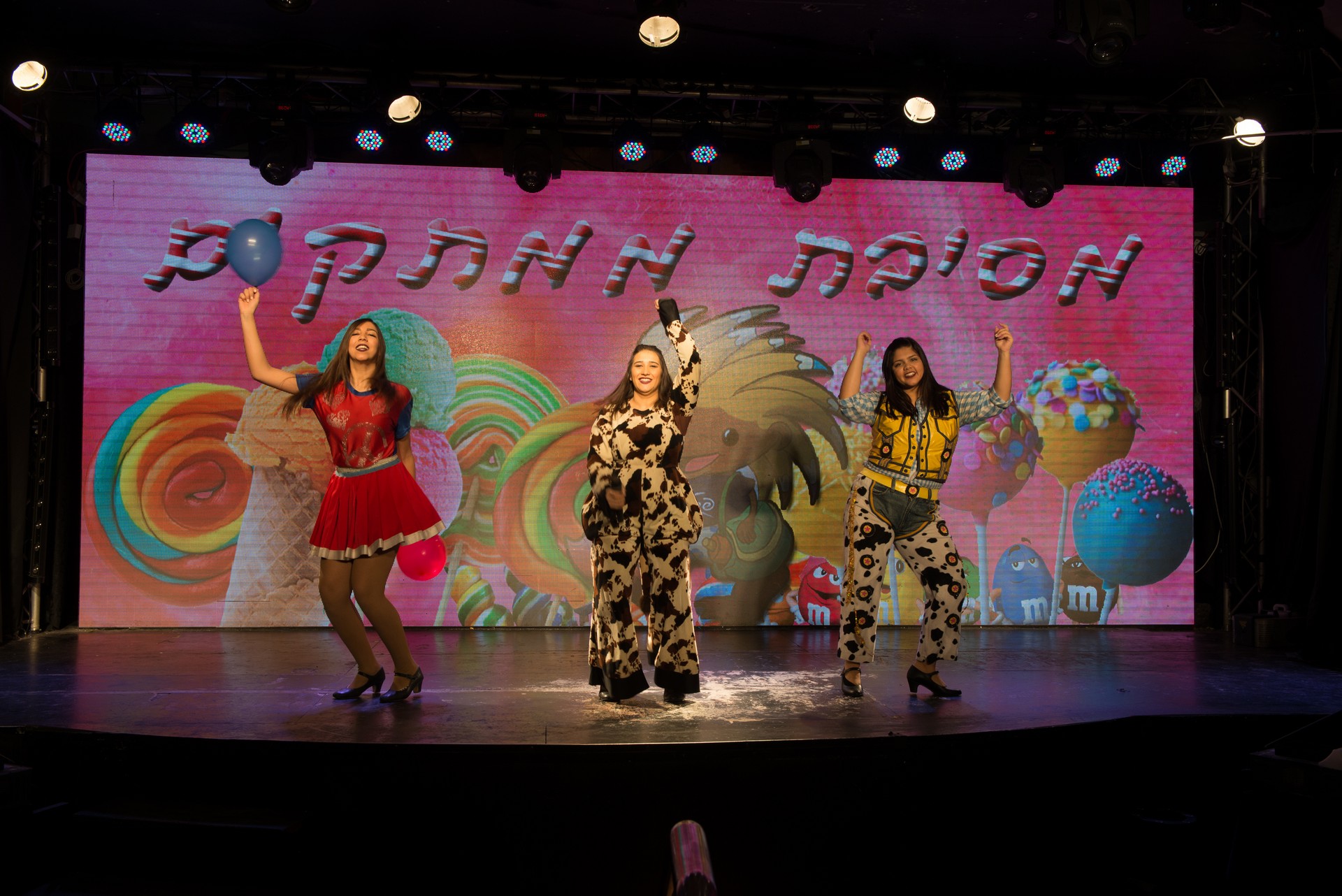 מלון לאונרדו קלאב אילת - הכל כלול - הופעות חיות