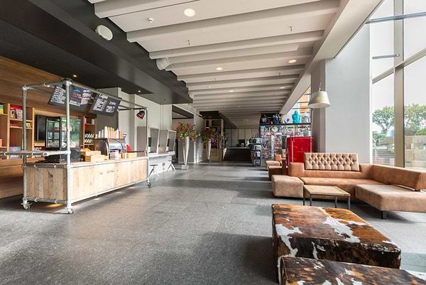 فندق ليوناردو أمستردام رامبرانت بارك - البهو