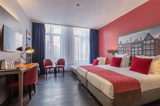 Leonardo Boutique Hotel Amsterdam Vondelpark - Superior Room 1 Twin Bed 1 Single Bed