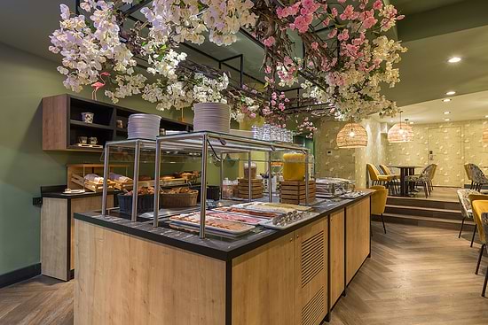 Leonardo Hotel Antwerpen - Breakfast