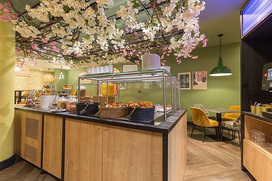 Leonardo Hotel Antwerpen - Breakfast