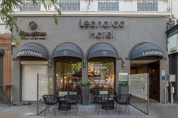 Leonardo Hotel Antwerpen - Buitenkant