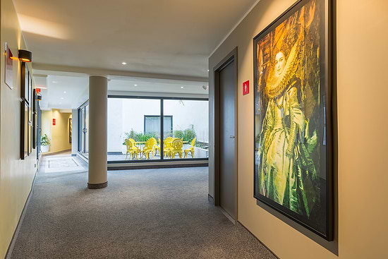 Leonardo Hotel Antwerpen - Hallway