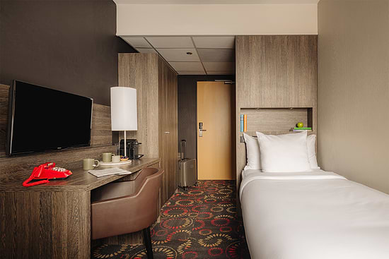 Leonardo Hotel Eindhoven City Center -