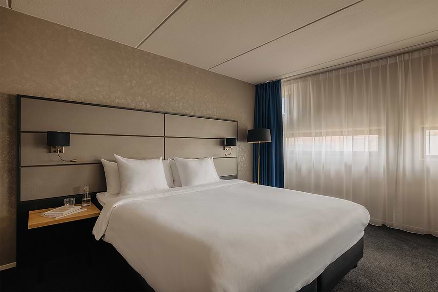 Leonardo Hotel Groningen City Center - Executive номер 1 двуспальная кровать Дополнительная кровать