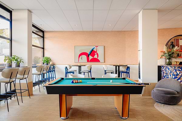 Leonardo Hotel Groningen City Center - Лобби