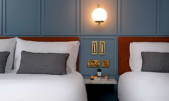 Leonardo Hotel Galway Спальня