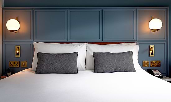 Leonardo Hotel Galway Спальня