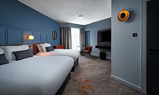 Leonardo Hotel Galway Спальня