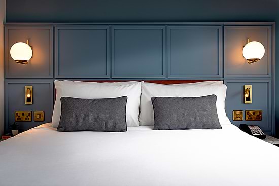 Leonardo Hotel Galway - Standard Room with Double Bed