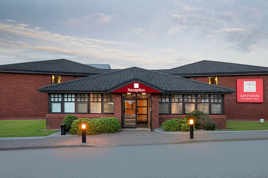 Leonardo Inn Aberdeen Airport - Außenbereich