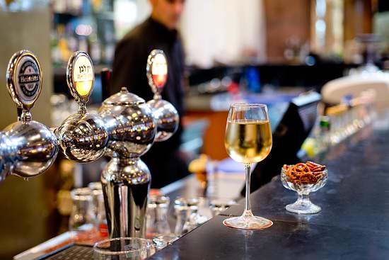 Leonardo Plaza Hotel Eilat - Drinks at the bar