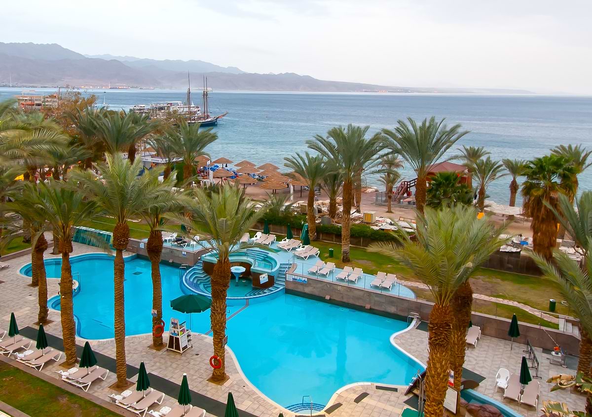 Leonardo Plaza Hotel Eilat - Pool-Blick & Meereslandschaft