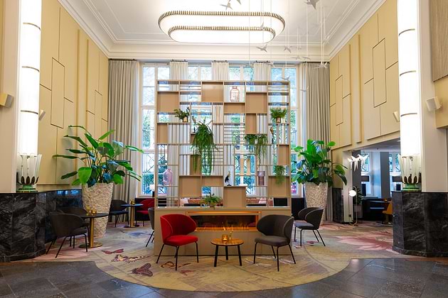 Leonardo Royal Hotel Berlin Alexanderplatz Lobby (c) Leonardo Hotels Central Europe