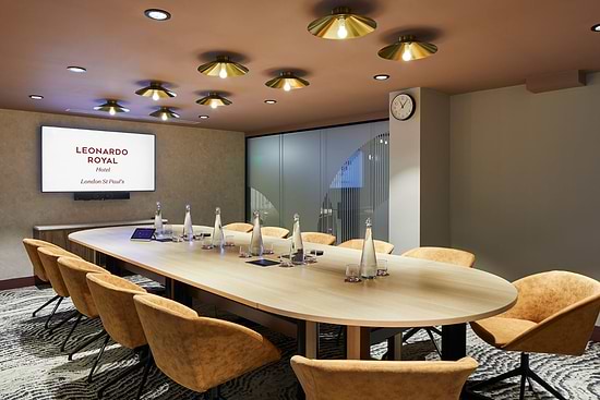 Leonardo Royal Hotel London St Paul’s Meeting Room