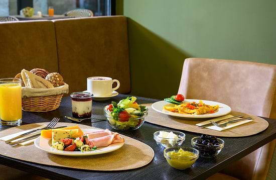 Leonardo Boutique Hotel Budapest M-Square - Breakfast Buffet