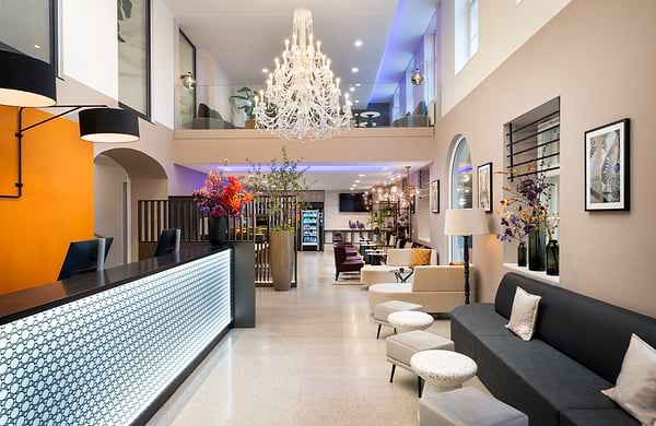 Leonardo Boutique Hotel Linz City Center - Лобби