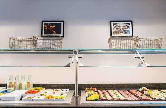 Leonardo Boutique Hotel Linz City Center - Desayuno Buffet