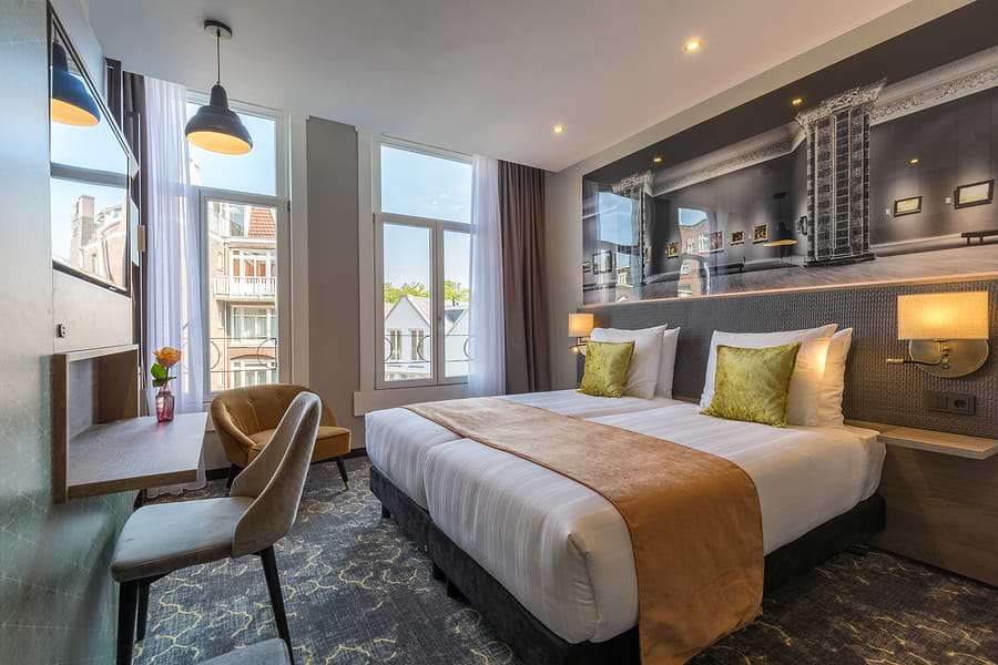 Leonardo Hotel Amsterdam Museum Quarter - Deluxe Room 1 Twin Bed