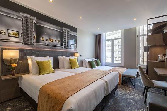 Leonardo Hotel Amsterdam Museum Quarter - غرفة مريحة 1 سرير مزدوج 2 أسرة مفردة