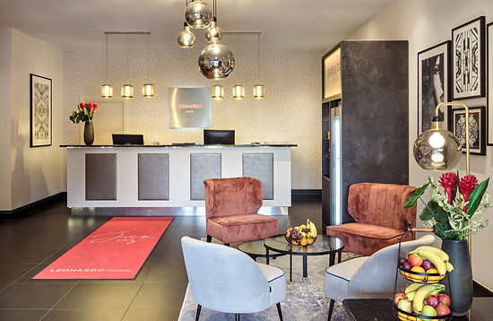 Leonardo Hotel Hamburg Elbbrücken - Lobby