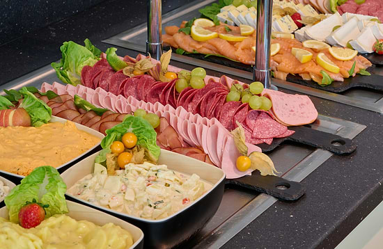 Leonardo Hotel & Residenz München - Breakfast buffet