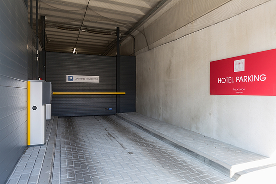 Leonardo Royal Hotel Amsterdam - Parking
