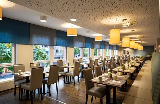Leonardo Hotel Berlin - Ontbijtruimte