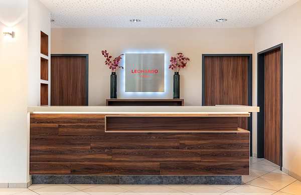 Leonardo Hotel Dresden Altstadt - Rezeption