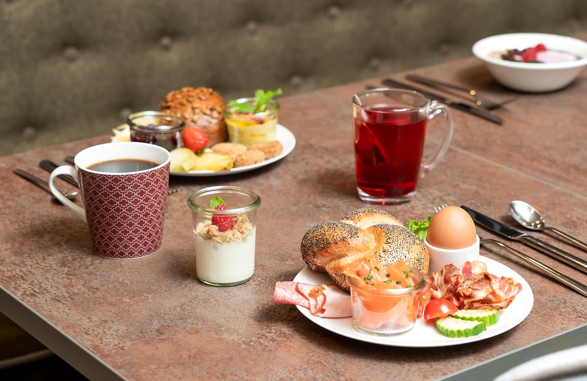 Leonardo Hotel Dresden Altstadt - Завтрак