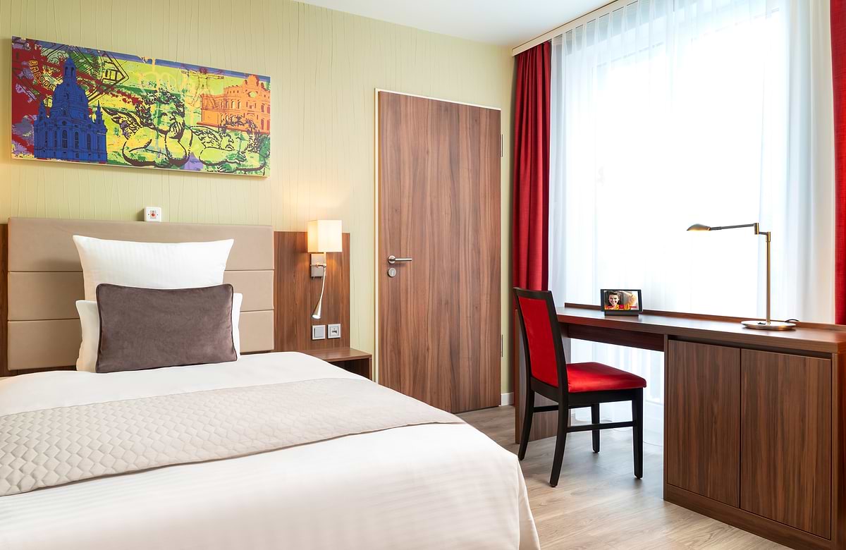 Leonardo Hotel Dresden Altstadt - Доступный Комфортный Номер