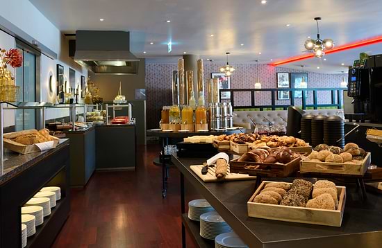Leonardo Hotel Esslingen - Buffet Colazione
