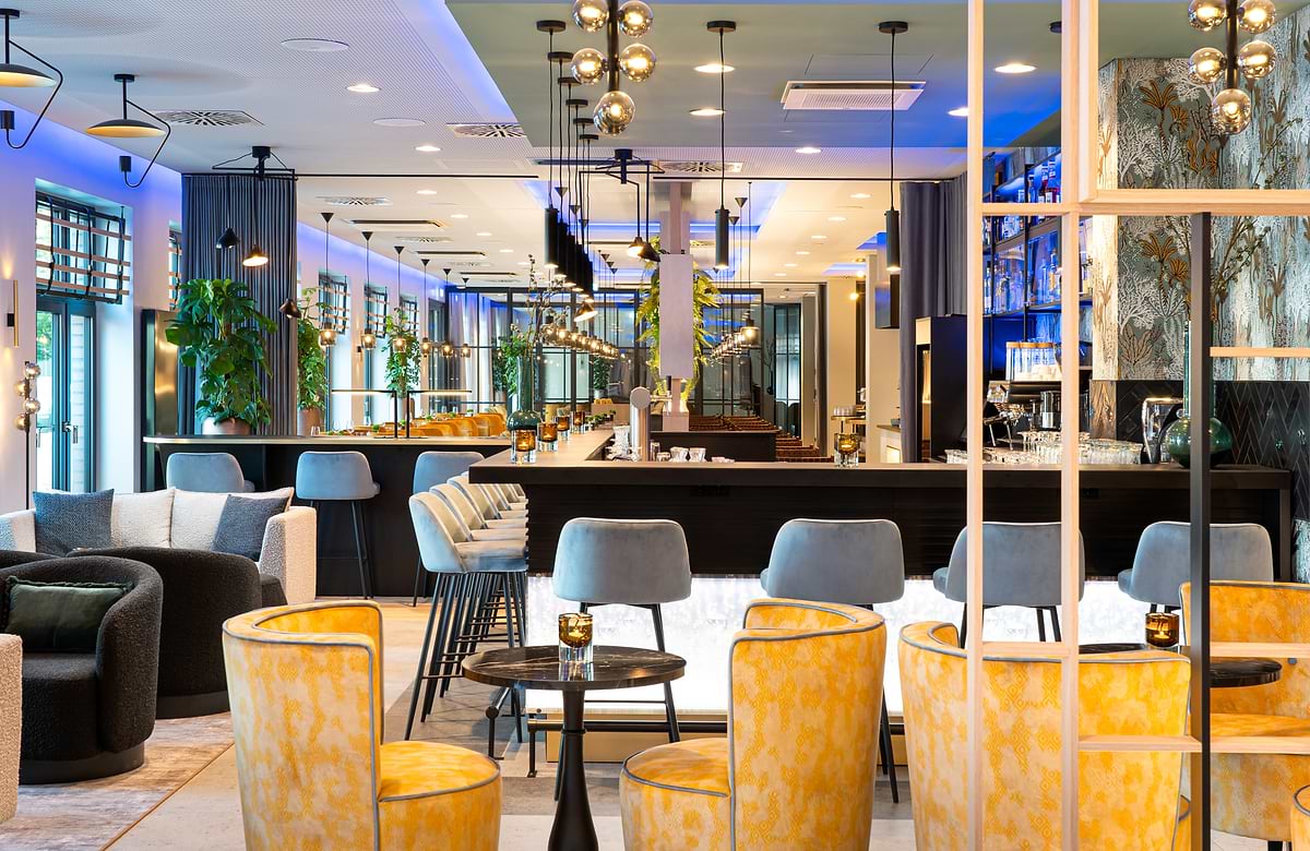 Leonardo Hotel Hamburg Altona - Бар