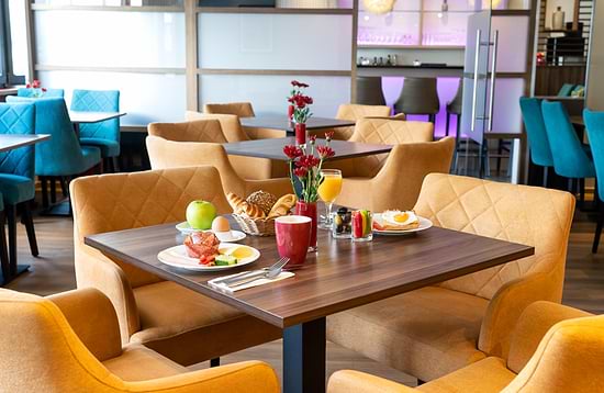 Leonardo Hotel Nürnberg - Breakfast Buffet