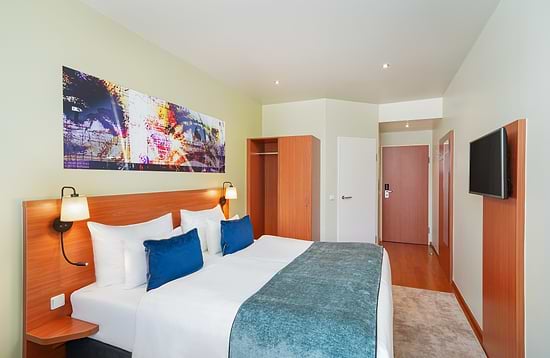 Leonardo Hotel Salzburg Airport - Hомер Комфорт