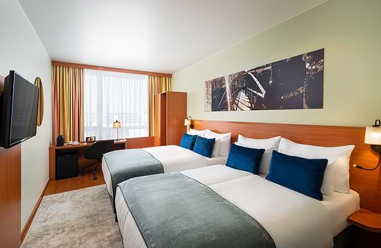 Leonardo Hotel Salzburg Airport - Номер Семейный