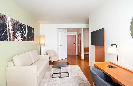 Leonardo Hotel Salzburg Airport - Люкс