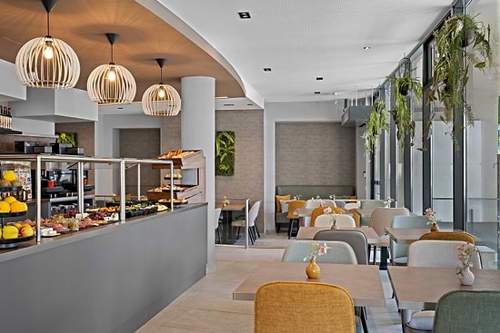 Leonardo Hotel Salzburg City Center - Area colazione