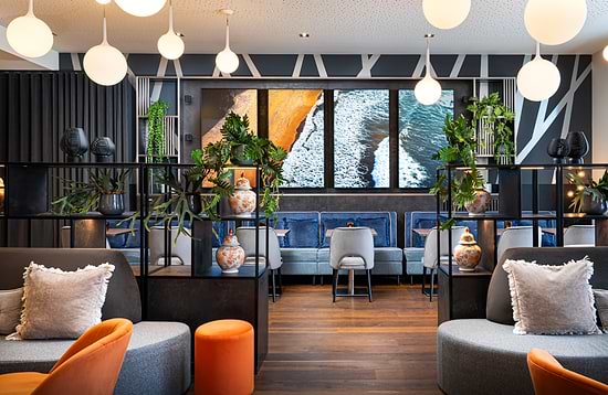 Leonardo Hotel Vienna Hauptbahnhof - Lobby