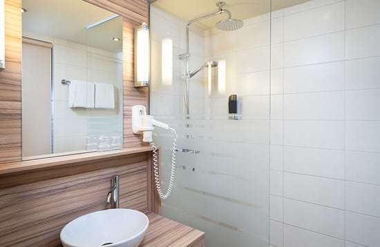 Leonardo Hotel Vienna Hauptbahnhof - Comfort Twin Room
