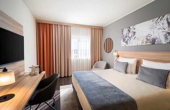 Leonardo Hotel Vienna Hauptbahnhof - Superior Double Room