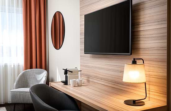 Leonardo Hotel Vienna Hauptbahnhof - Superior Double Room