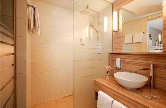 Leonardo Hotel Vienna Hauptbahnhof - Family Room