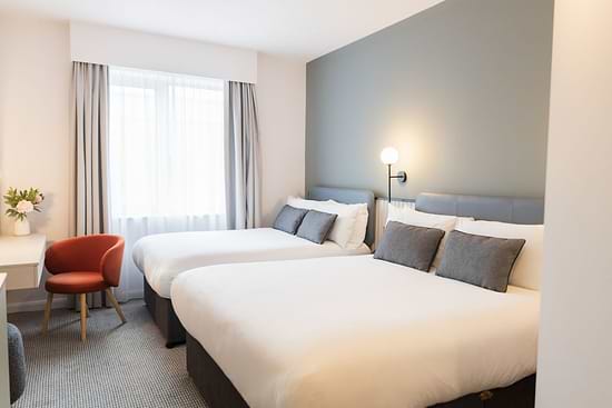 Leonardo Hotel Dublin Parnell Street  - Standard Room with 2 Double Beds