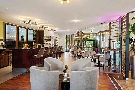 Leonardo Royal Hotel Frankfurt - Бар