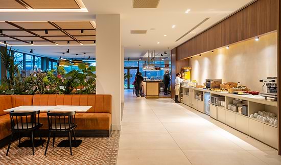 Leonardo Hotel San Sebastián - Breakfast Area